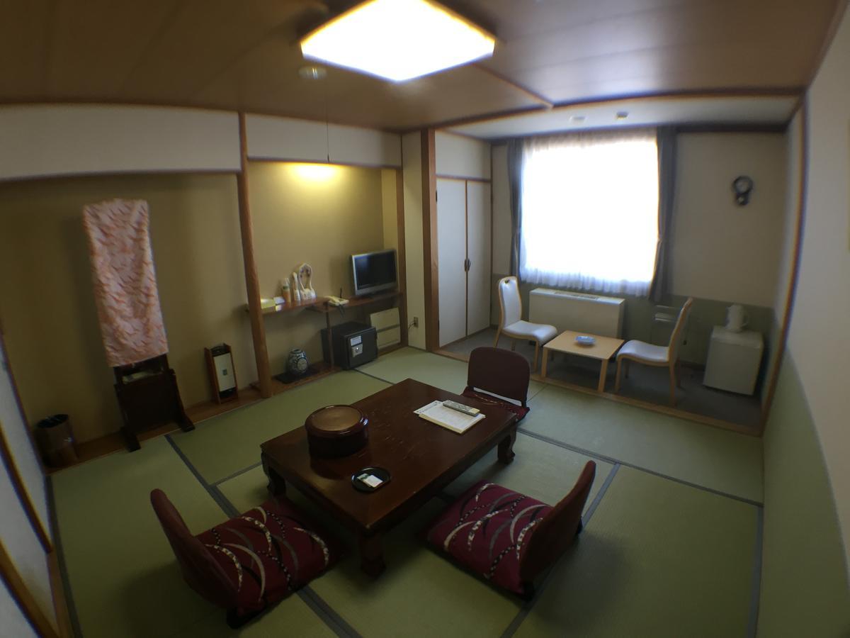 Green Park Tsurui Exterior photo
